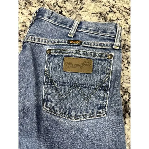 Wrangler Jeans Mens 35x30 Blue Denim George Straight Cowboy Cut Original Fit - Picture 2 of 9